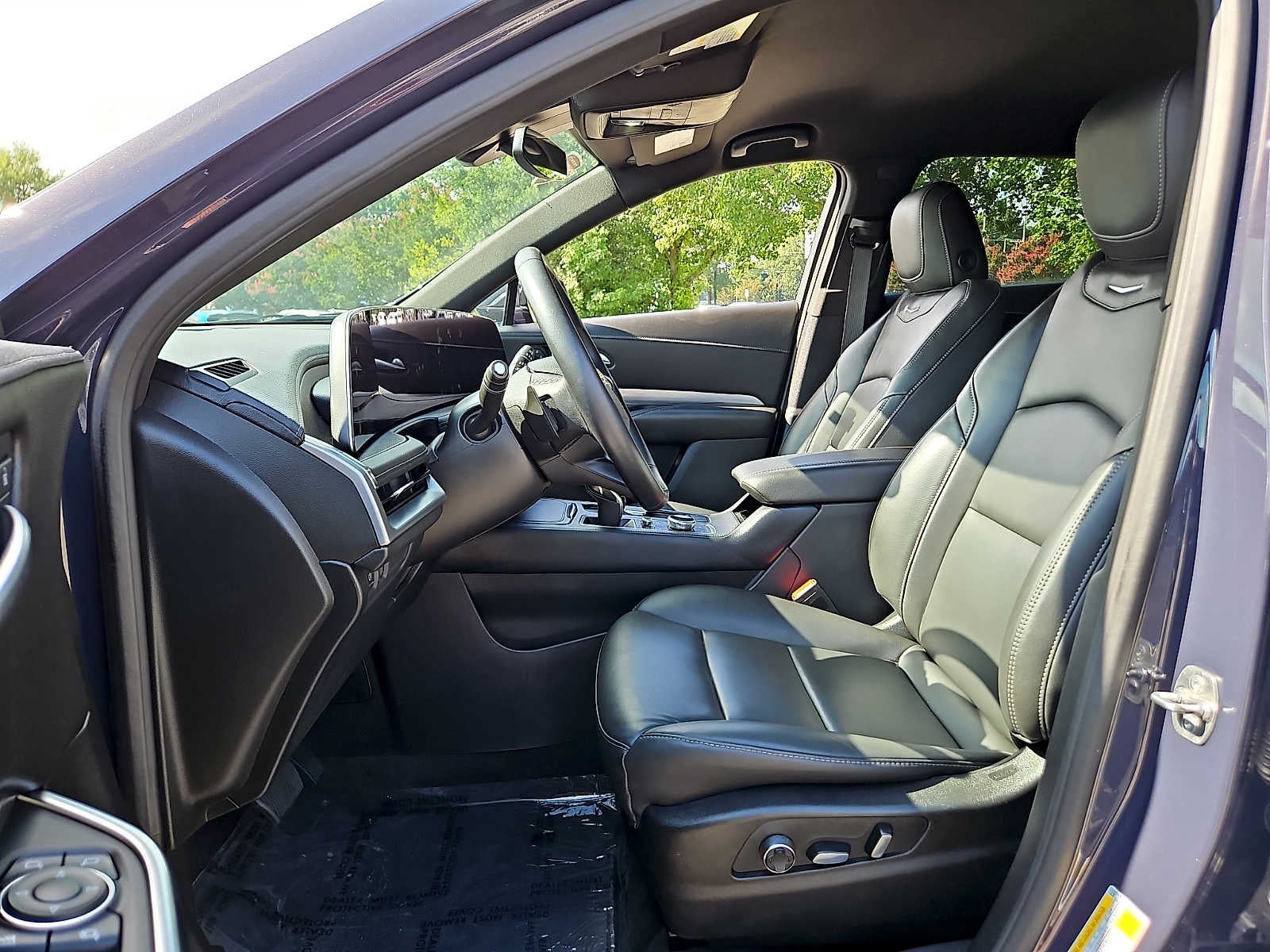 2025 Cadillac XT4 AWD Premium Luxury
