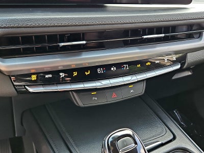 2025 Cadillac XT4 AWD Premium Luxury