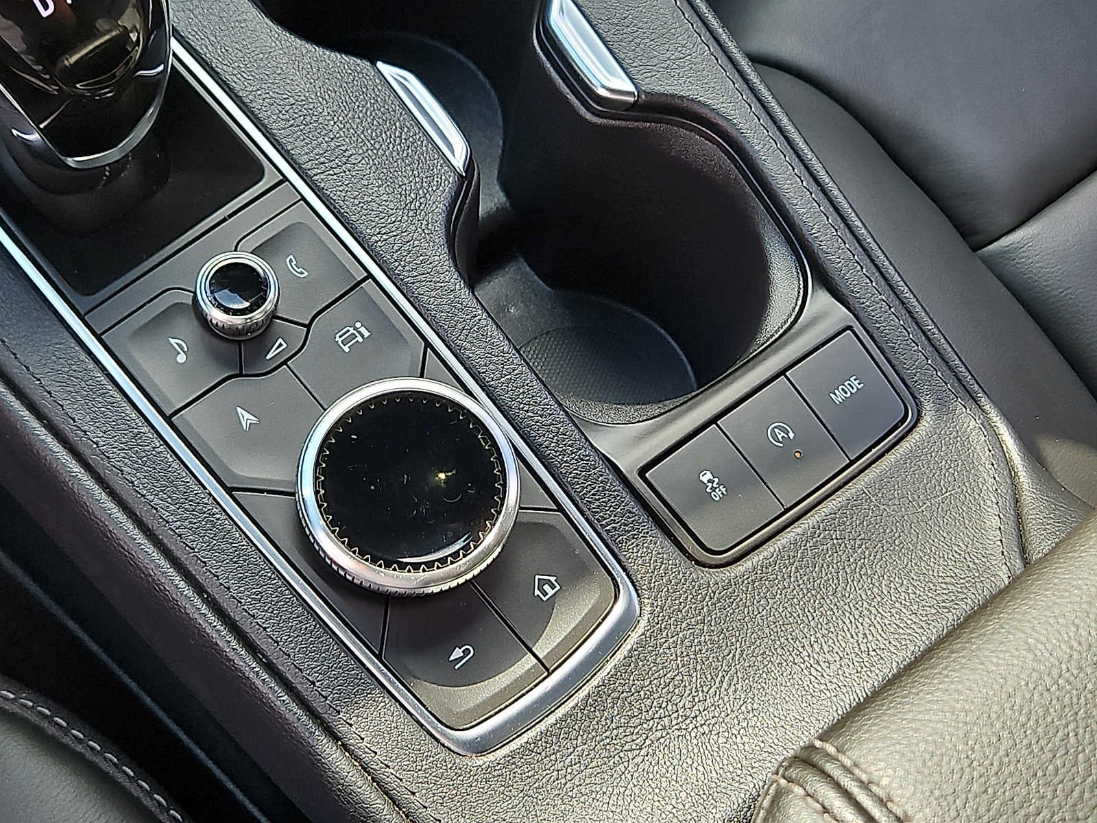 2025 Cadillac XT4 AWD Premium Luxury