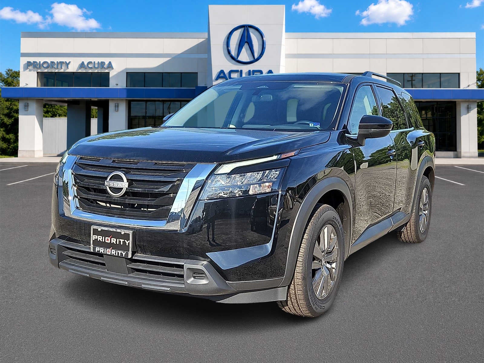 2025 Nissan Pathfinder SV